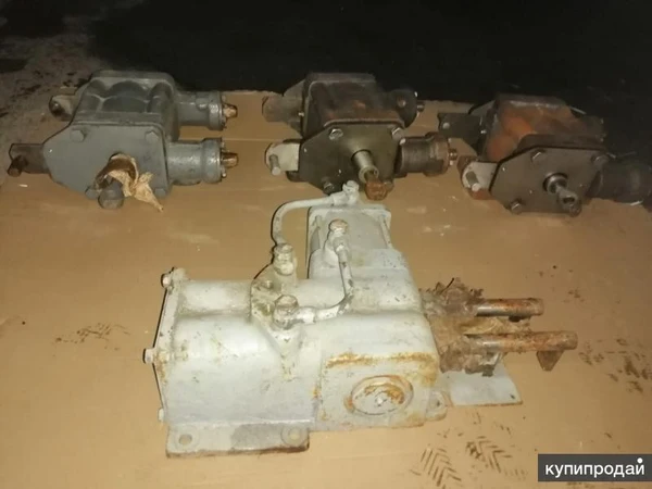 Цилиндр ТГ26.66.40.000-10 переключения реверса