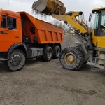 Фото №3 Услуги автомобиля Камаз и экскаватор погрузчика вольво бл71 