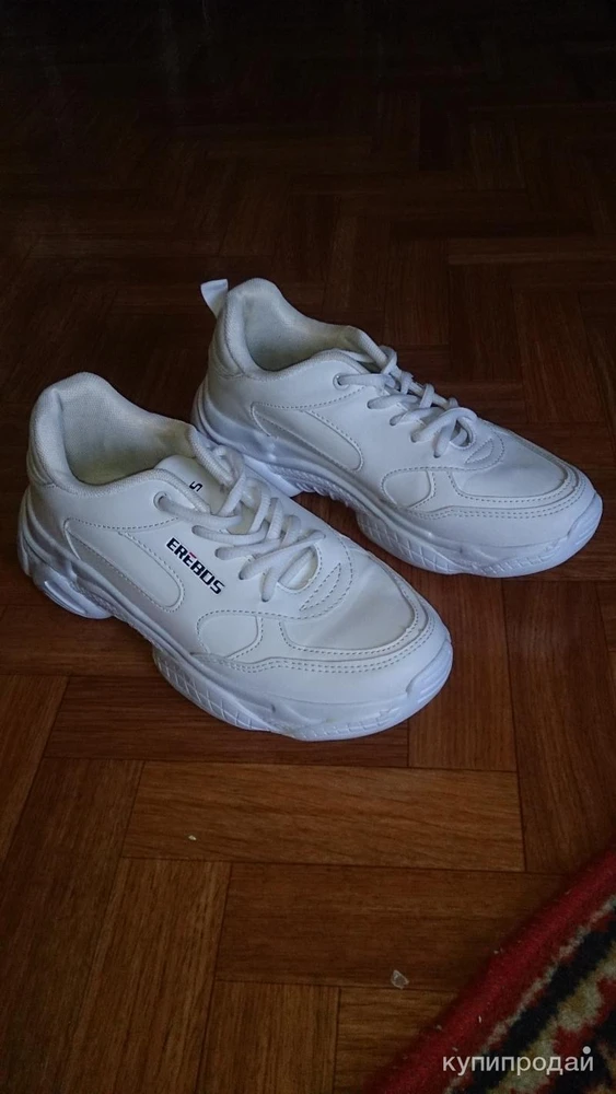 Фото Женские кроссовки EREBOS (состояние новых)