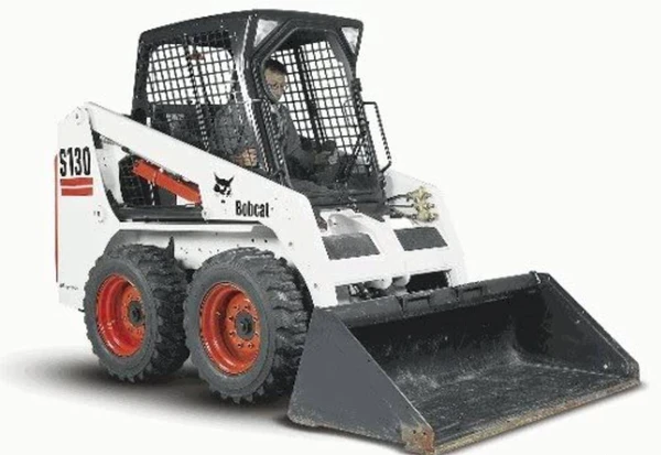 Фото Мини-погрузчик Bobcat S530 (США)