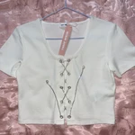 Фото №2 Футболка новая со стразами брендовая