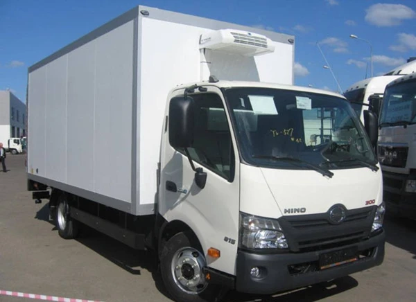 Фото Hino (Хино) 300 фургон изотермический рефрижератор