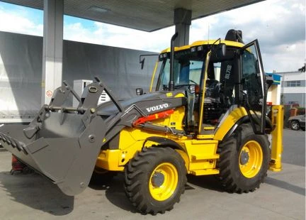 Фото Экскаватор в Аренду. Volvo/JcB