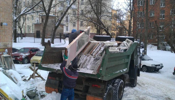 Фото Вывоз строительного мусора