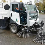 Фото №3 Коммунальная техника для уборки. Грузовые и спецтехника. Подгорное.