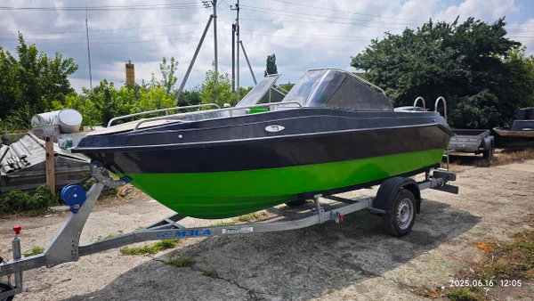 Фото Лодка моторная Темп-480 плюс