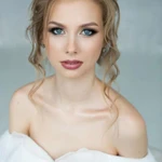 Фото №3 Свадебные прическа и макияж