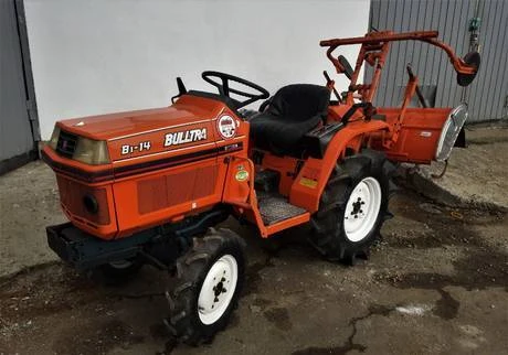 Фото Kubota B1-14D, Японский мини трактор