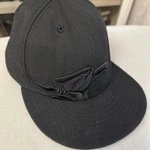 Фото №5 Бейсболки б/у Vans, New Era, Wearhead