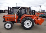 фото Минитрактор Kubota L1-275 D