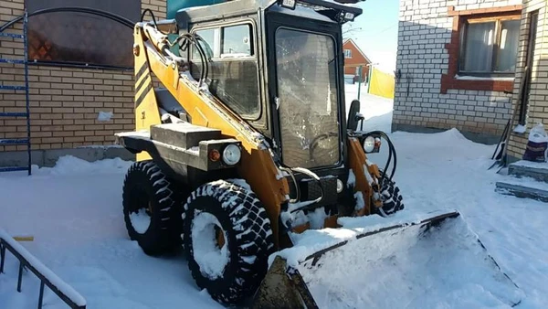 Фото Аренда услуги мини погрузчика  
