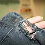 Штопка брюк ,штанов, джинсовых изделии  (джинсы, куртки ,жилеты ,юбки) 