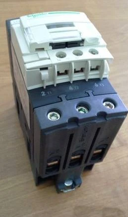 Фото Пускатель 65 ампер Schneider Electric LC1D65M7