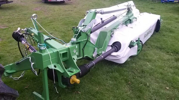 Дисковая навесная косилка KDTC 301 с центральным подвесом