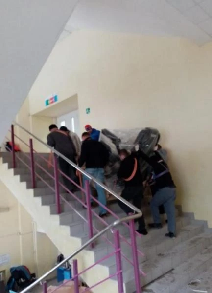 Фото Грузоперевозки с грузчиками недорого