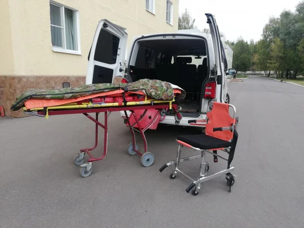 Фото Перевозка лежачих больных