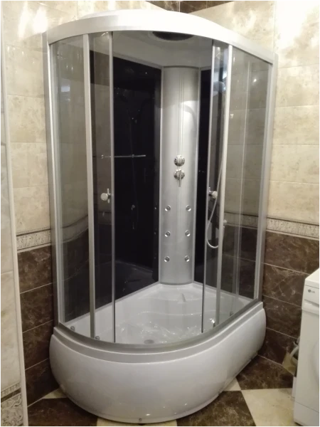 Фото Сборка душевых кабин