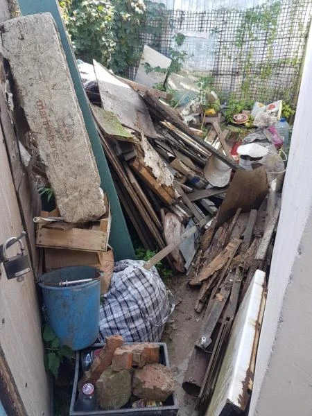Фото Вывоз мусора с дачного участка