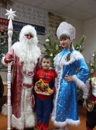 Фото Дед Мороз и Снегурочка на праздник