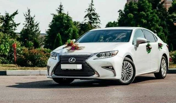 Фото Авто на свадьбу. аренда Lexus ES