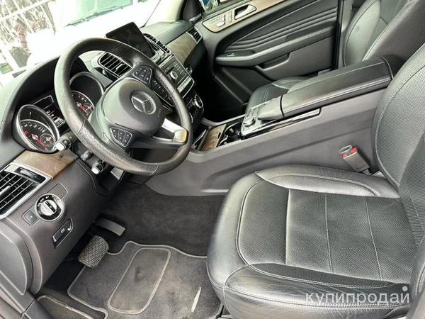 Фото Mercedes GLE-класс AMG