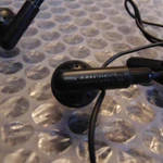 Samsung AEP402SBE-гарнитура