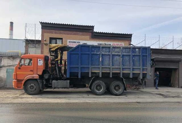 Фото Ломовоз, Металовоз, Манипулятор