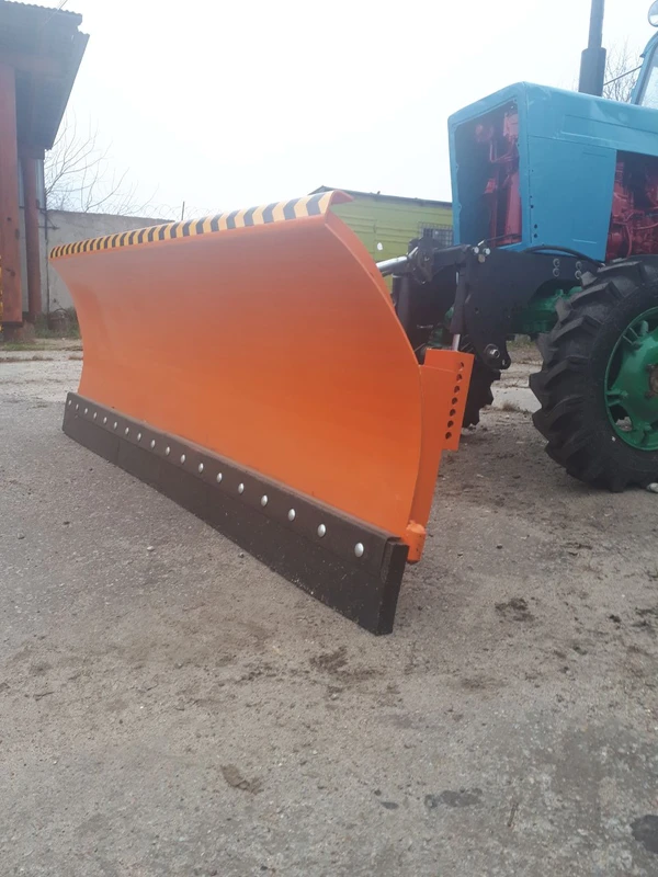 Фото Отвал гидроповоротный