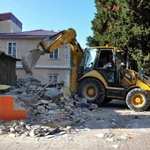 Снос домов демонтаж зданий дачни участк