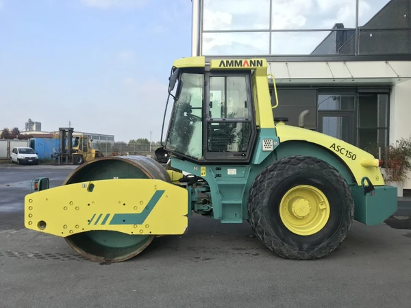 Фото Аренда грунтового катка 7 тонн Ammann ASC 70D