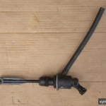 Фото №2 Главный цилиндр сцепление 306107623r Рено Дастер