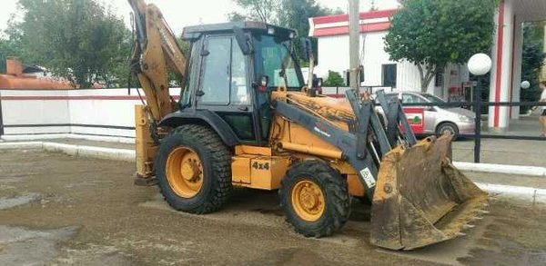Фото Услуги экскаваторы погрузчика case 580