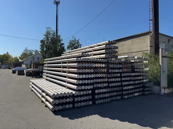 Фото Алюминий 6063 в столбах