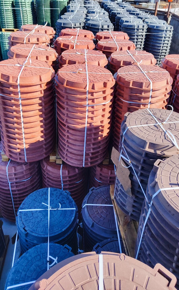 Фото Люк полимерный (пластиковый)