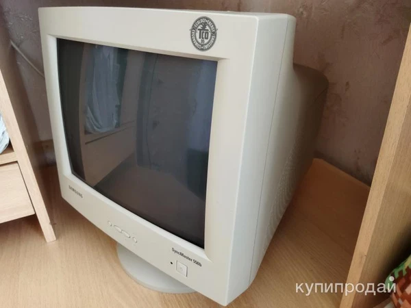 Фото Монитор Samsung SyncMaster 550b 3 шт