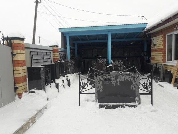 Фото Памятники, ритуальные услуги