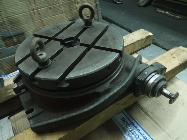 Фото Стол поворотный диаметром 315 мм (с ручным приводом)