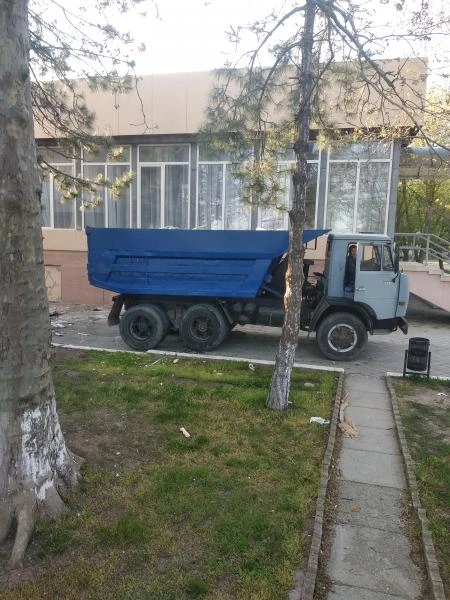 Фото Вывоз мусора с документами, вывоз грунта , демонтаж.
