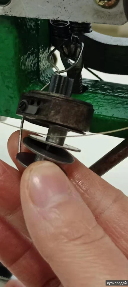 Фото Швейная машина "Versal" обквная (4 подшипника) для прошивания молнии,