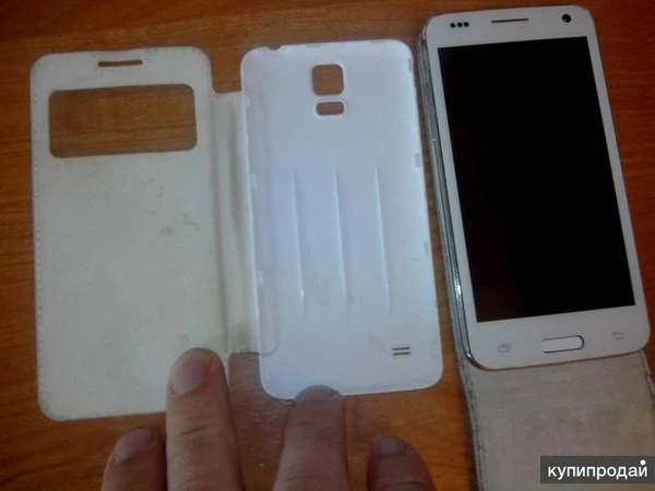 Фото Чехол для смартфона белый покупался под Смартфон W800