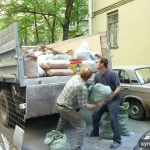 Фото №2 Вывоз в строительного мусора, хлама, старой мебели «под ключ» – ТК «РазГруз»