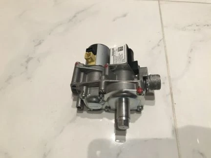 Фото Газовый клапан на котёл Ваилант vaillant
