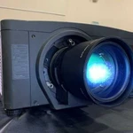 Аренда Full HD проектора с яркостью 14000 Лм