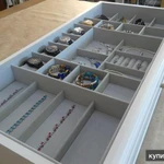 Фото №11 "Остров" в гардеробную - оборудование для хранения украшений