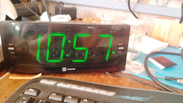 Фото Часы (Радиобудильник) Harper HCLK-2044