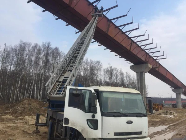 Фото Автовышка 36 метров телскопическая