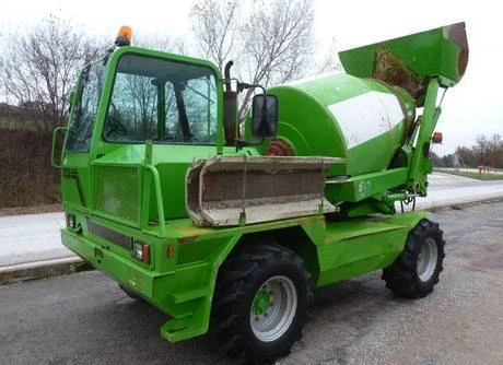 Фото Merlo DBM 2500 EV