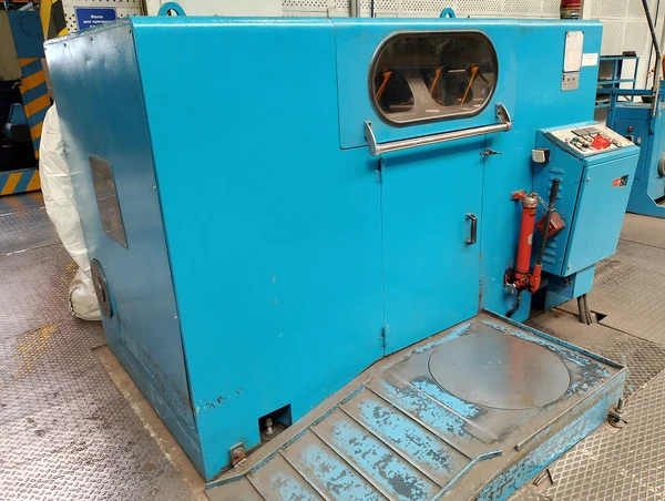 Фото Крутильная машина двойной скрутки SB-63