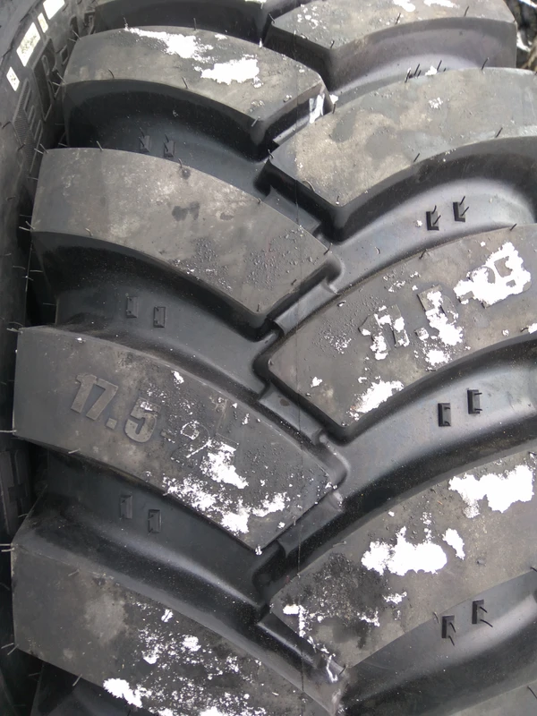 Фото 17.5-25 Nortec ER-121 16PR 158B TT спецшина