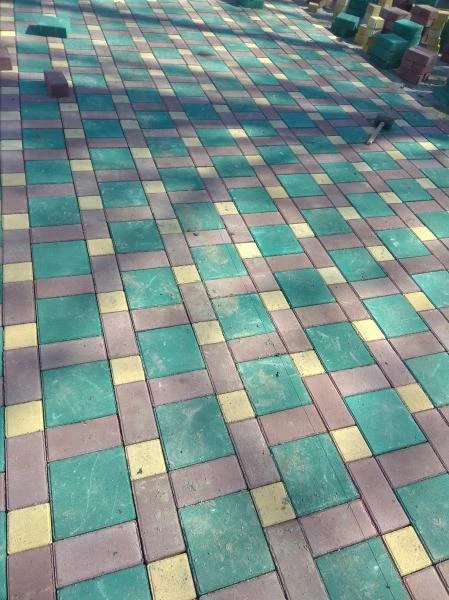 Фото Укладка тротуарное плитки и Плитняка